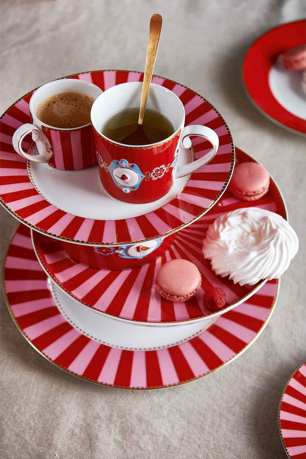 Espresso Nedir, Nasıl Yapılır ve İçilir? Çeşitleri & Faydaları