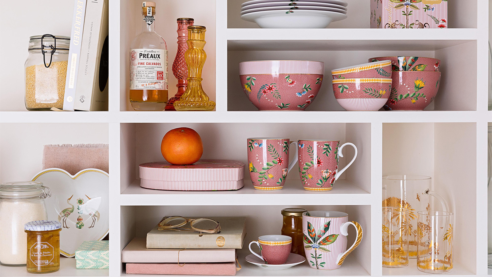 Mutfakta İşlevsellik: Küçük Alanlar için Pratik Depolama Çözümleri